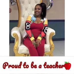 Meet your Posher, Devona